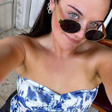 The Glassy Classy Girl Sunnies